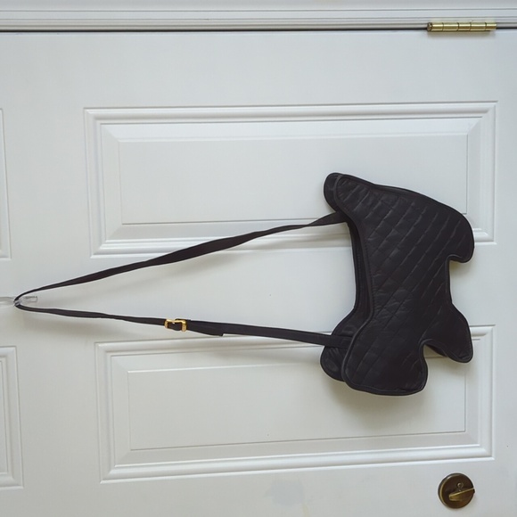 Scottie Crossbody Quilted Bag. Black. - Picture 2 of 6